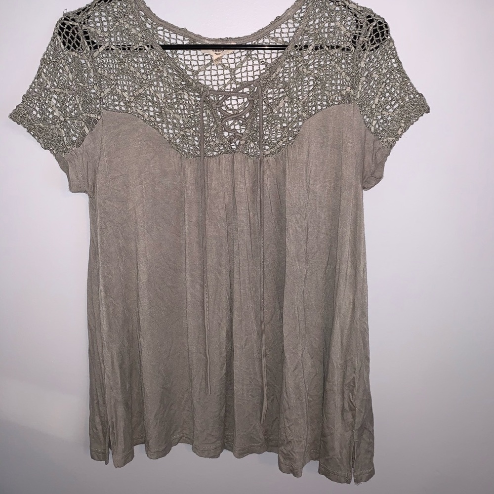 Olive/Light Green Short Sleevs